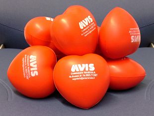 fissata-l-assemblea-dell-avis-dolce-omaggio-ai-donatori-per-san-valentino