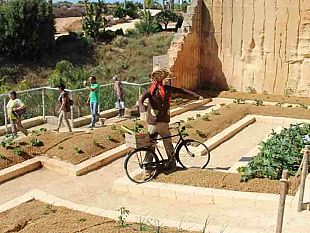 marsala-riqualificate-nella-zona-di-sant-anna-ventrischi-una-vecchia-cava-di-tufo-in-disuso-e-una-sciara