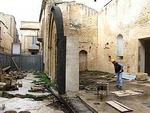lavori-ex-chiesa-san-giovannello-temporanea-chiusura-strada