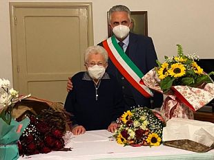 nonna-concetta-compie-100-anni