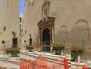 recuperato-il-basolato-del-sagrato-della-chiesa-di-san-pietro