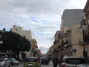 luminarie-anche-quest-anno-solo-nel-centro-storico-un-noleggio-piu-alto-rispetto-agli-anni-scorsi-e-per-meno-giorni