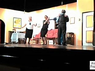 video-una-sera-a-teatro-con-la-dialettale-di-prosa-l-amuri-u-sapiti-come