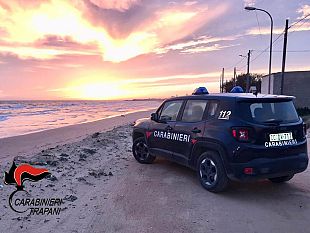 furti-in-spiaggia-sul-litorale-fata-morgana-denunciati-un-uomo-e-un-minore