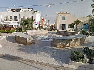 scacchi-giganti-a-san-vito-lo-capo-4-serate-di-tornei-in-piazza-barbera