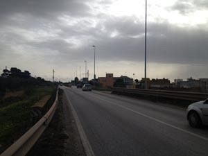 mazara-pericoloso-ed-indecoroso-il-tratto-di-ss115-dopo-l-uscita-a29-di-competenza-del-comune