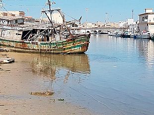 mazara-degrado-e-lo-stato-di-abbandono-dell-intera-area-portuale-interviene-comitato