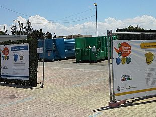 marsala-abbellito-e-reso-piu-funzionale-il-centro-di-raccolta-semplificato-del-signorino-con-il-posizionamento-dei-cassoni-elettrici