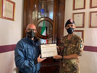 trapani-il-6-reggimento-bersaglieri-premiato-per-le-attivita-di-monitoraggio-del-territorio