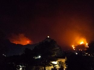 scopello-nuovo-gravissimo-incendio-in-corso