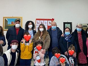 partanna-i-ragazzi-del-rotaract-con-i-bambini-del-renda-ferrari