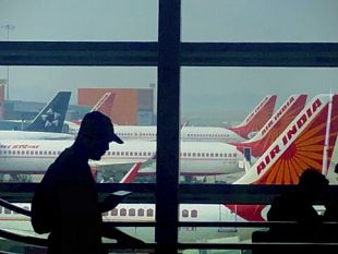 air-india-incidente-fatale-sul-boeing-787-componenti-non-conformi-e-indagini-su-responsabilita-e-sicurezza