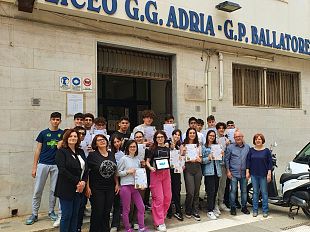 gli-studenti-del-liceo-adria-ballatore-al-plastic-pirates-go-europe