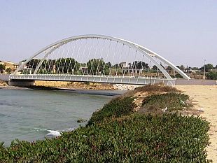 mazara-chiarimenti-dellamministrazione-sul-divieto-di-balneazione-del-tratto-di-mare-sotto-il-ponte