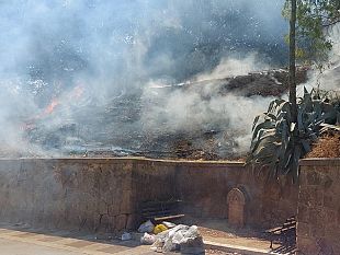 ieri-fiamme-al-parco-delle-rimebranze-e-di-nuovo-alla-pre-riserva-del-belice