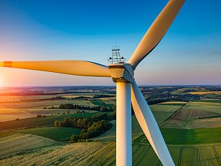 castelvetrano-assediata-dalle-pale-eoliche