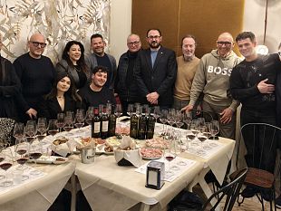 radici-autoctone-al-caffe-bacile-di-partanna-prende-il-via-il-primo-appuntamentodedicato-ai-vini-siciliani