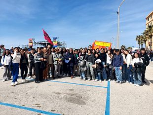 gli-alunni-dellistituto-lombardo-radice-pappalardo-tra-i-cinquantamila-in-marcia-per-le-vittime-delle-mafie