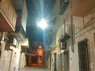 mazara-bambino-di-10-anni-precipita-dal-secondo-piano-di-un-edificio-fortunatamente-rimasto-vivo