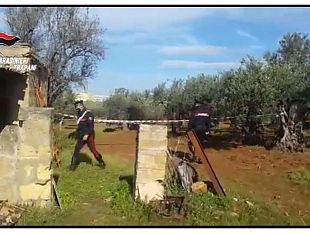 video-castelvetrano-ecco-le-immagini-del-ritrovamento-dellarma-omicidio-favoroso