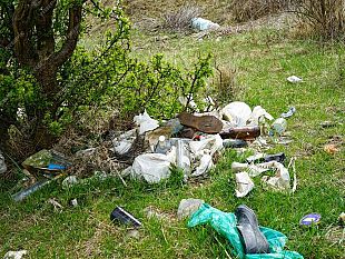 vita-si-inaspriscono-le-pene-per-chi-abbandona-i-rifiuti