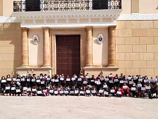 gli-scout-e-le-guide-del-gruppo-agesci-mazara-4-dicono-no-alla-guerra