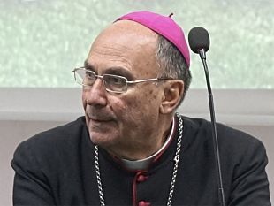 vescovo-di-mazara-del-vallo-un-appello-per-la-pace-globale-al-flashmob-di-castelvetrano