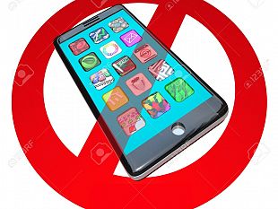 smartphone-vietati-alle-superiori-anche-per-fini-didattici-previste-sanzioni