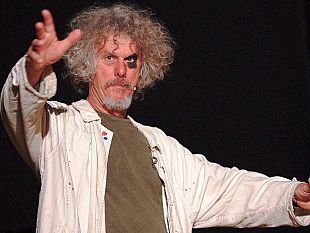 il-cabarettista-paolo-migone-dal-cast-di-zelig-circus-alla-rassegna-estiva-canto-del-marrobbio