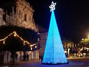 lamministrazione-comunale-di-castelvetrano-cerca-operatori-per-mercatini-di-natale