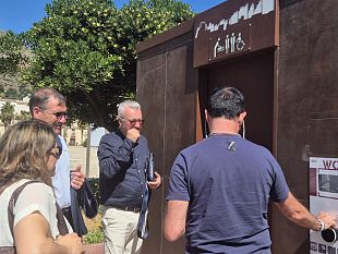 bagni-pubblici-smart-a-castellammare-via-al-servizio-nelle-zone-balneari