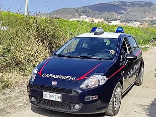 trapani/trapani-causa-incidente-scappa-ma-perde-la-targa-denunciato