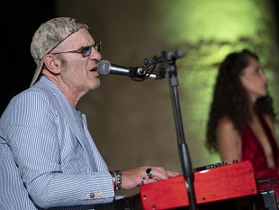 una-rilettura-da-camera-per-francesco-baccini-al-tempio-di-segesta