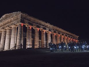 alla-luce-delle-lanterne-nel-parco-di-segesta-per-le-giornate-europee-del-patrimonio