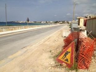 le-vie-california-napoli-e-margi-al-buio-protestano-i-residenti-in-contrada-bocca-arena