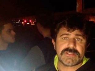 video-nel-buio-del-porto-l-arrivo-del-motopesca-airone-blindato-ed-interrogato-l-equipagio