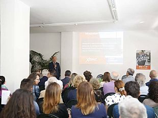 il-candidato-sindaco-di-girolamo-ha-presentato-il-programma-della-coalizione-di-centrosinistra