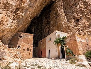 custonaci-la-grotta-mangiapane-location-della-nativita-di-martin-scorsese