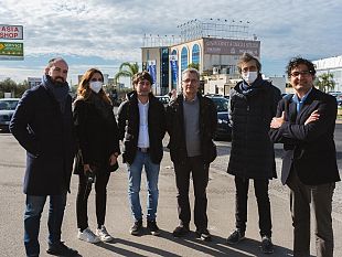 castelvetrano-in-via-n-nuova-posa-dellasfalto-circolare-realizzato-con-gomma