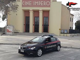 marsala-non-da-denaro-ad-un-parcheggiatore-abusivo-e-lui-danneggia-lauto-denunciato-dai-carabinieri
