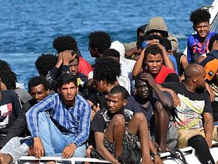 trapani/immigrazione-clandestina-presunto-scafista-fermato-dalla-polizia-di-stato