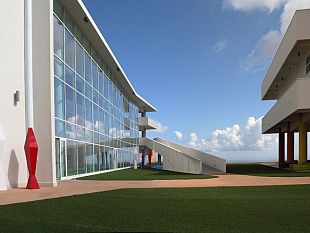 alcamo-siglata-collaborazione-fra-il-comune-e-la-farm-cultural-park-obiettivo-potenziare-la-cittadella-dei-giovani