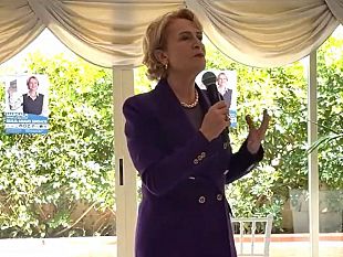 giulia-adamo-presenta-la-visione-per-marsala-2026-al-centro-acqua-sicurezza-e-decoro-urbano