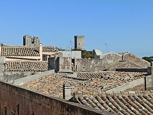 la-rai-ad-erice-per-le-registrazioni-di-una-nuova-trasmissione-televisiva