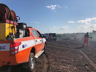 trapani-ieri-un-incendio-alla-riserva-naturale-saline-di-nubia