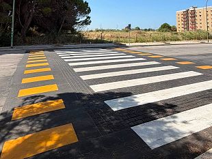 trapani-realizzati-in-via-virgilio-4-passaggi-pedonali-rialzati-ma-uno-solo-e-colorato