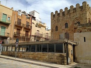 grande-degrado-dei-piu-importanti-monumenti-della-citta-chi-fa-e-cosa