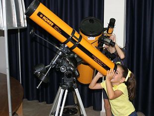 mazara-bambini-del-sacro-cuore-alla-scoperta-dello-spazio-e-dei-pianeti