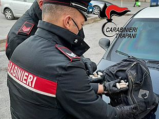 marsala/da-palermo-a-marsala-con-droga-di-tutti-i-gusti-arrestata-una-44enne