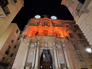 trapani-giornata-internazionale-contro-la-violenza-contro-le-donne-lomaggio-del-consiglio-comunale-alle-donne